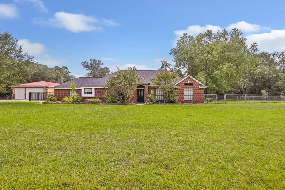 26342 Hill And Dale Avenue Splendora, TX 77372