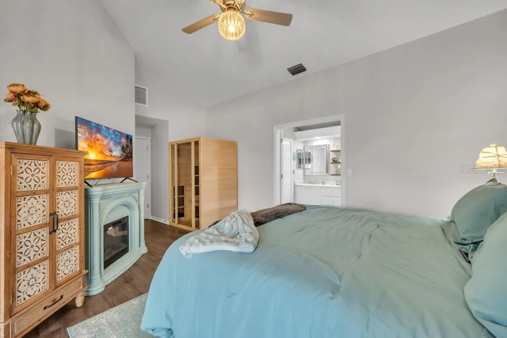 1924 SEDGEFIELD STREET Brandon, FL 33511