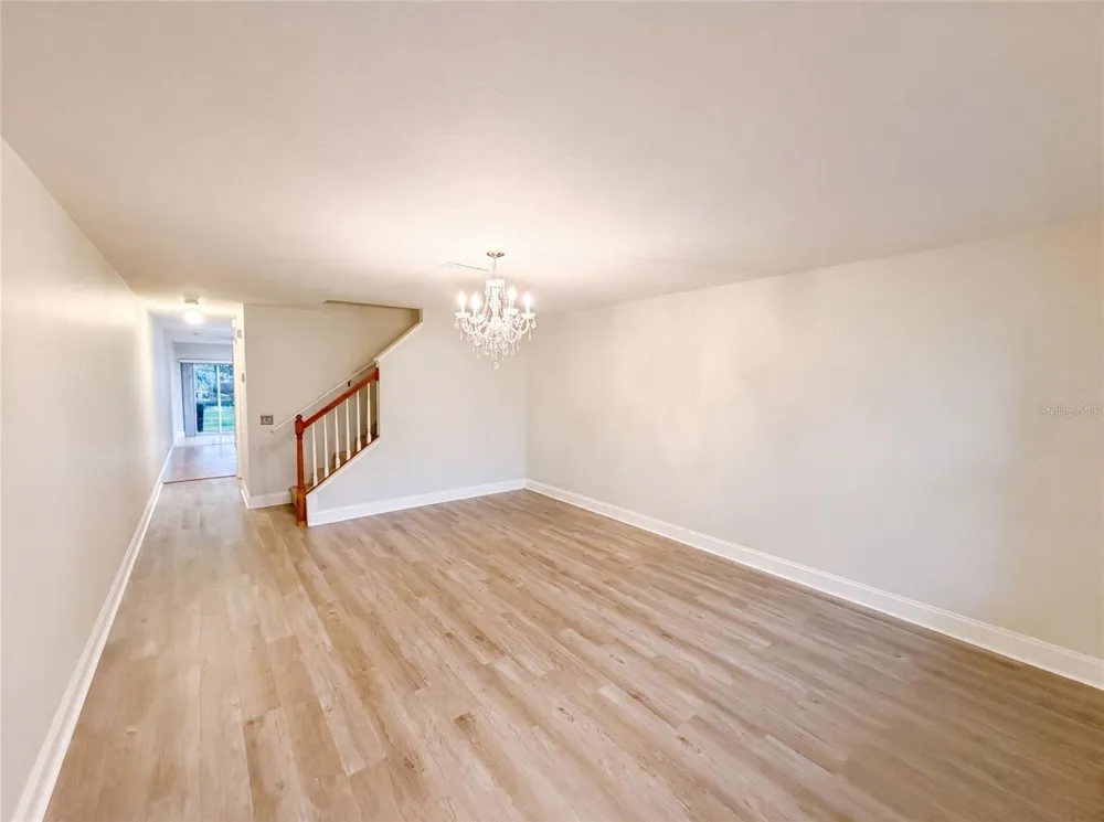 112 COQUINA BAY DRIVE St Petersburg, FL 33705