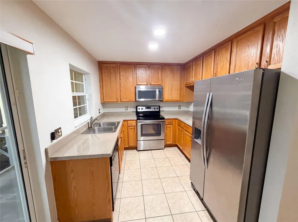 112 COQUINA BAY DRIVE St Petersburg, FL 33705