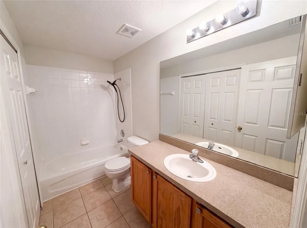 112 COQUINA BAY DRIVE St Petersburg, FL 33705