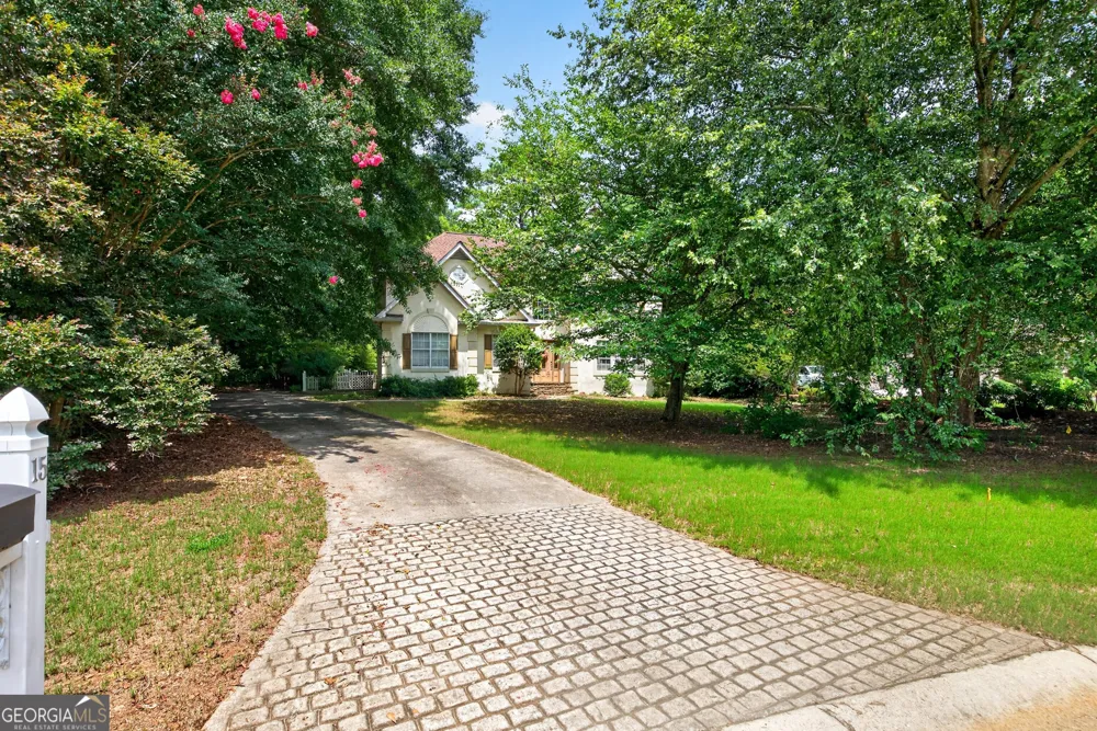 15 French Village BLVD Sharpsburg, GA 30277