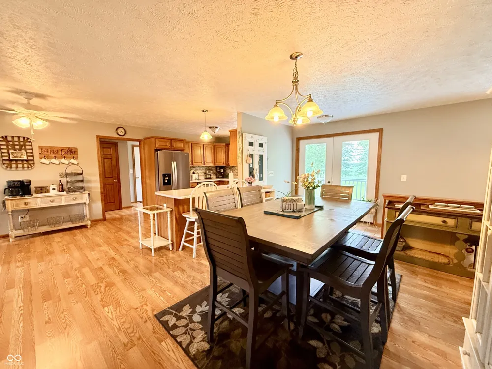 201 Janeway Drive Veedersburg, IN 47987