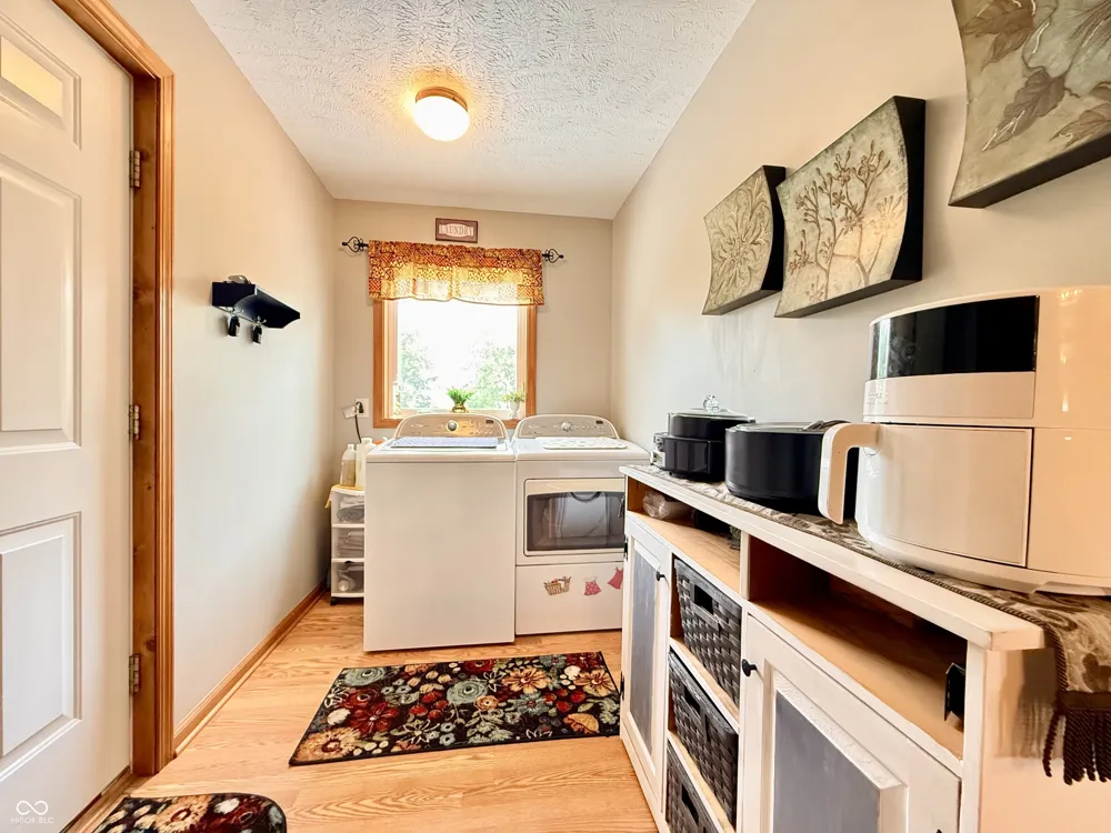 201 Janeway Drive Veedersburg, IN 47987