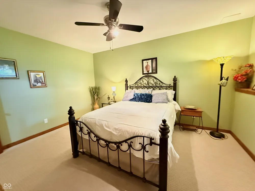 201 Janeway Drive Veedersburg, IN 47987