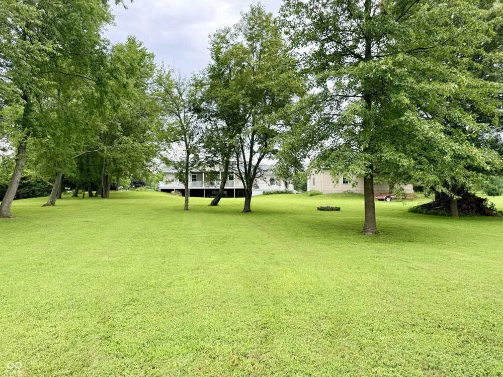 201 Janeway Drive Veedersburg, IN 47987
