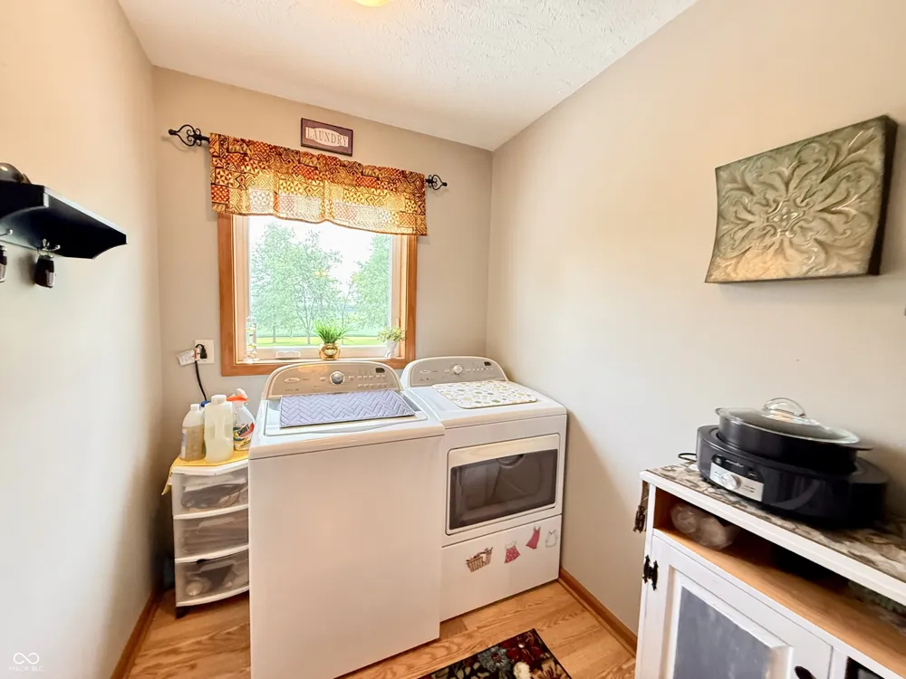 201 Janeway Drive Veedersburg, IN 47987