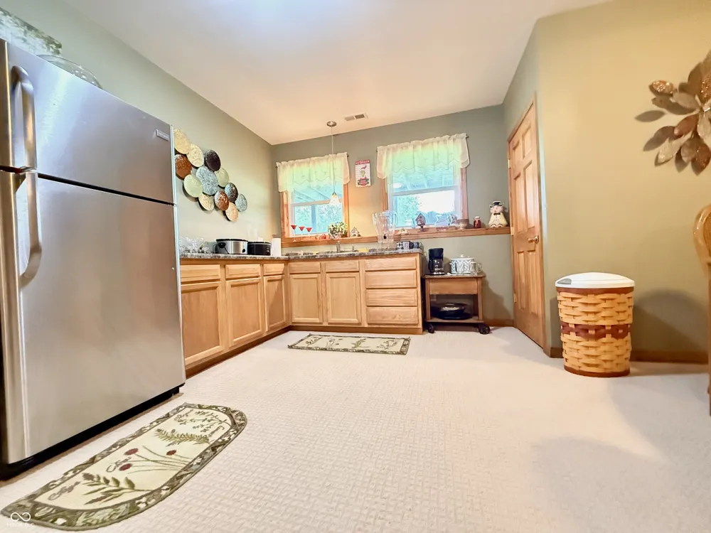 201 Janeway Drive Veedersburg, IN 47987