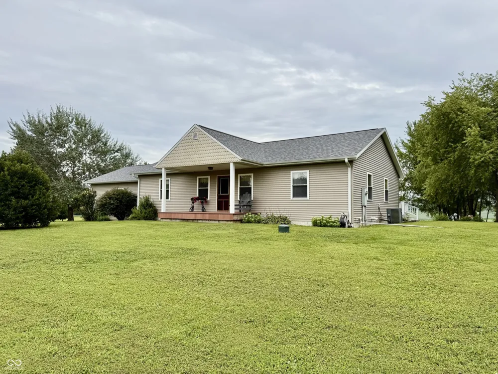 201 Janeway Drive Veedersburg, IN 47987