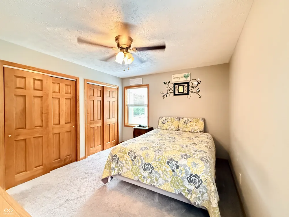 201 Janeway Drive Veedersburg, IN 47987