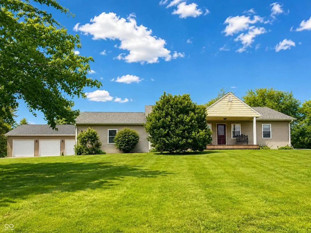 201 Janeway Drive Veedersburg, IN 47987