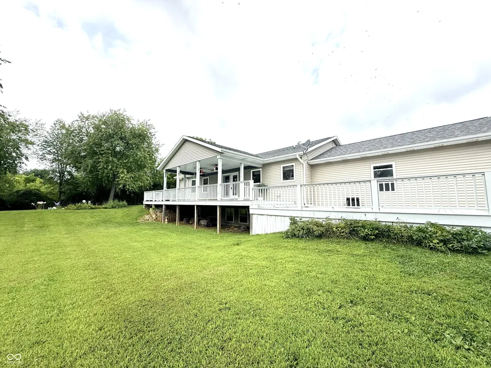 201 Janeway Drive Veedersburg, IN 47987