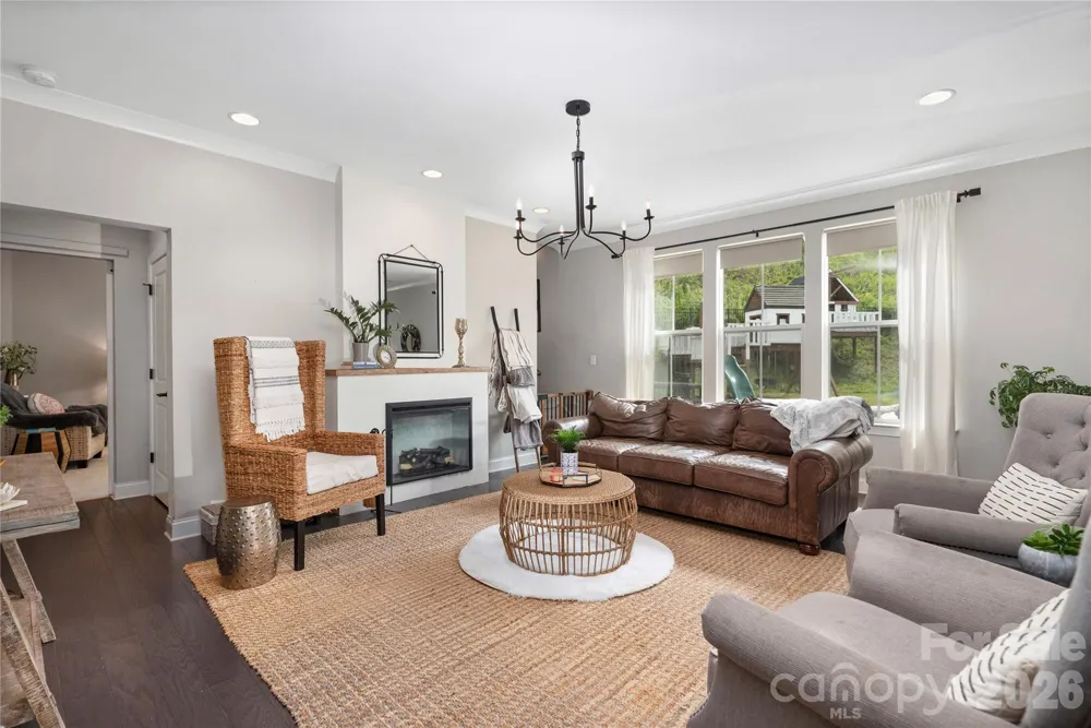 123 Country Lake Drive Mooresville, NC 28115
