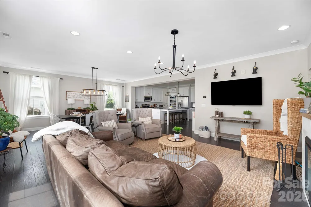 123 Country Lake Drive Mooresville, NC 28115