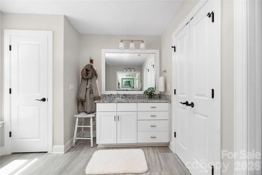 123 Country Lake Drive Mooresville, NC 28115