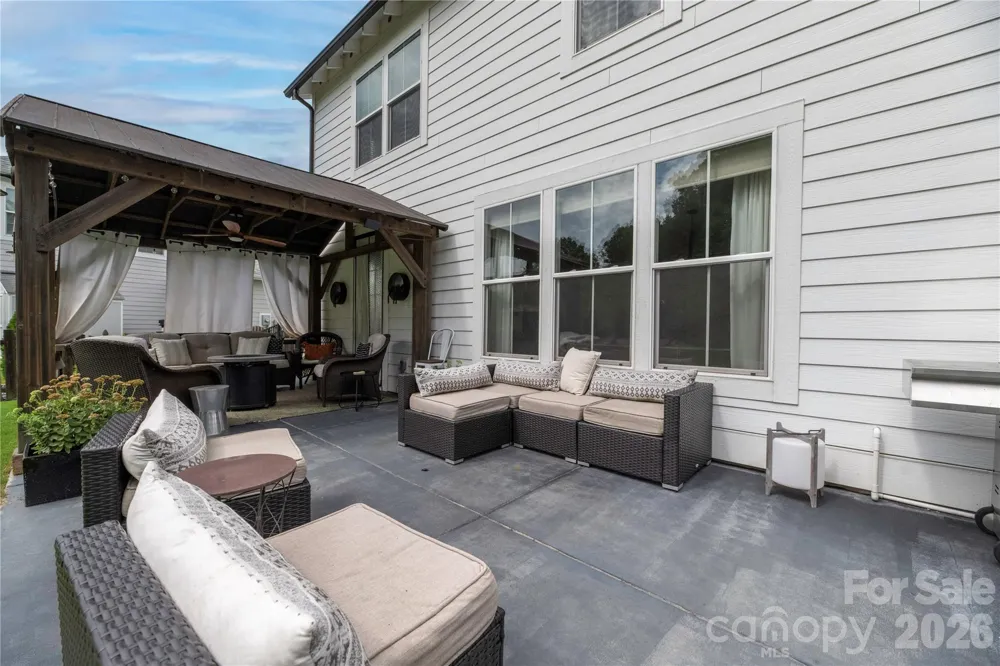 123 Country Lake Drive Mooresville, NC 28115