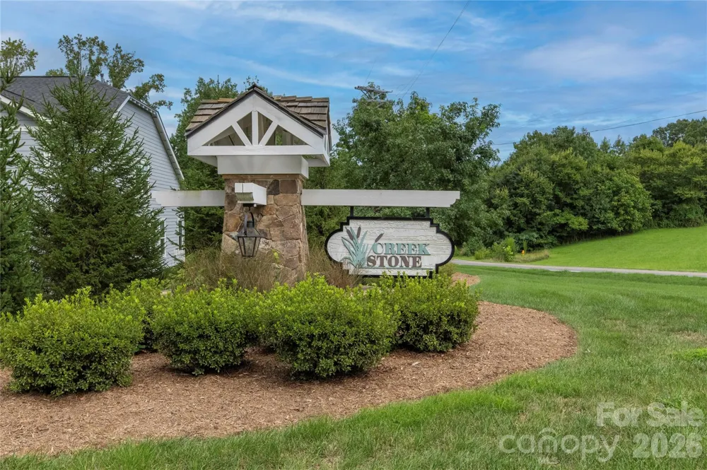 123 Country Lake Drive Mooresville, NC 28115