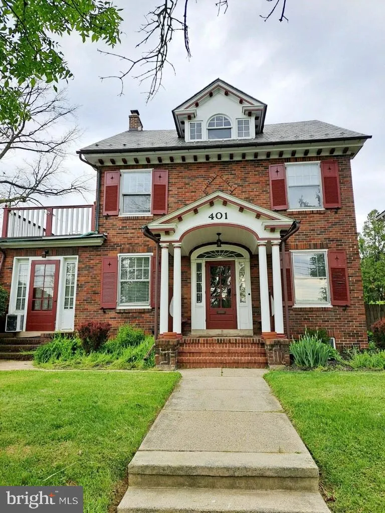 401 E LANCASTER AVENUE Shillington, PA 19607