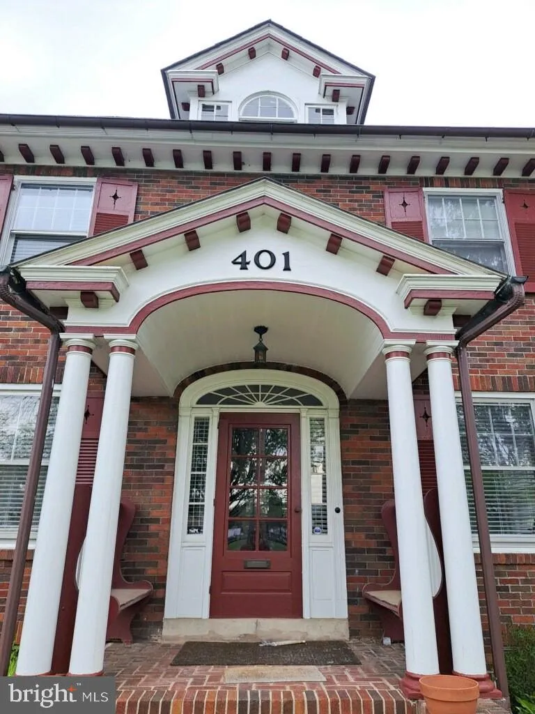 401 E LANCASTER AVENUE Shillington, PA 19607