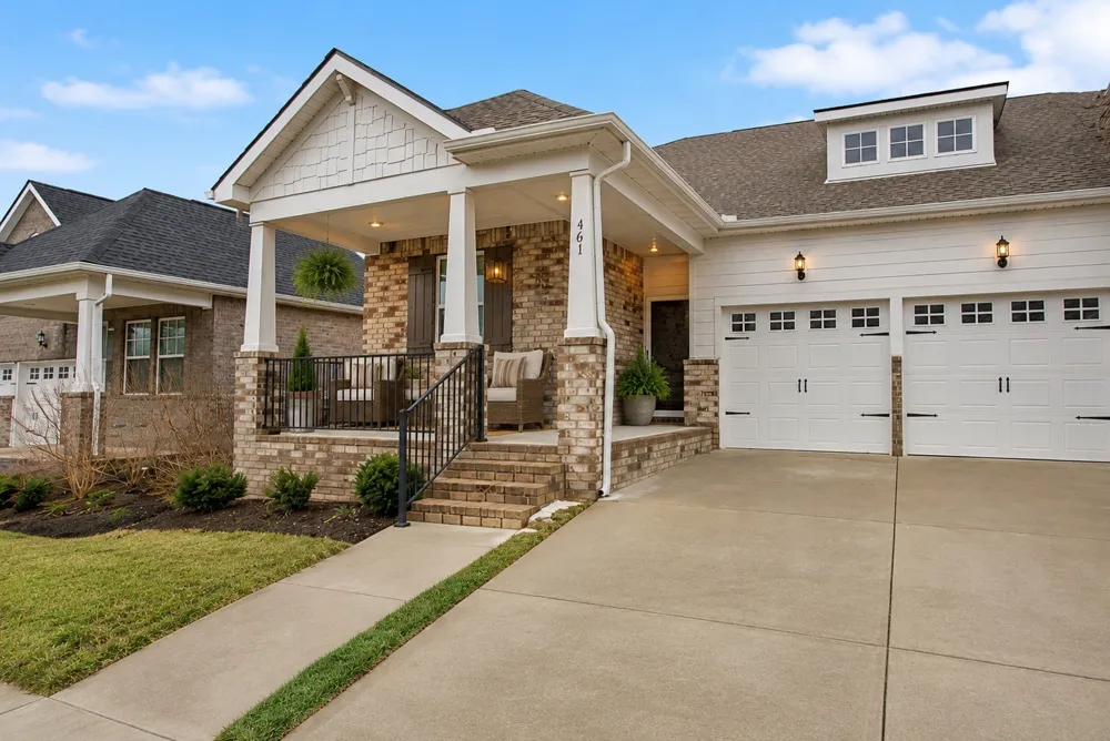 461 Golden Meadow Ln Hendersonville, TN 37075