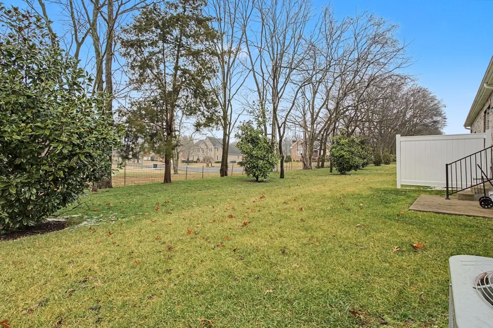 461 Golden Meadow Ln Hendersonville, TN 37075