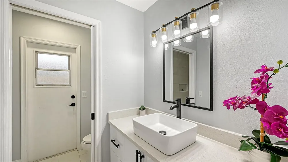 4054 PALAU DRIVE Sarasota, FL 34241