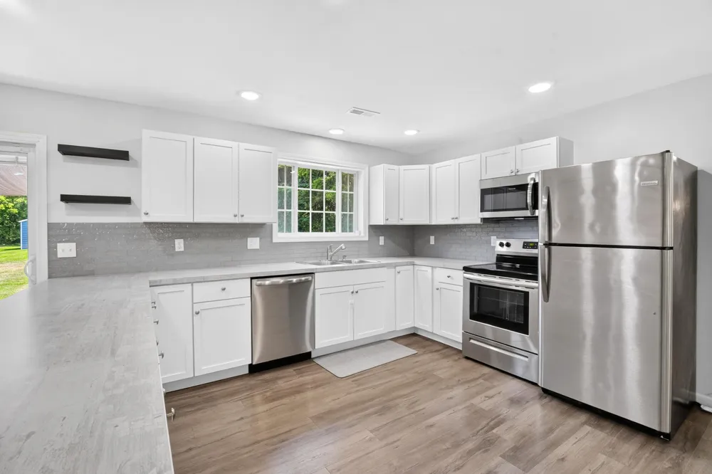 15286 Ackerson Drive Battle Creek, MI 49014