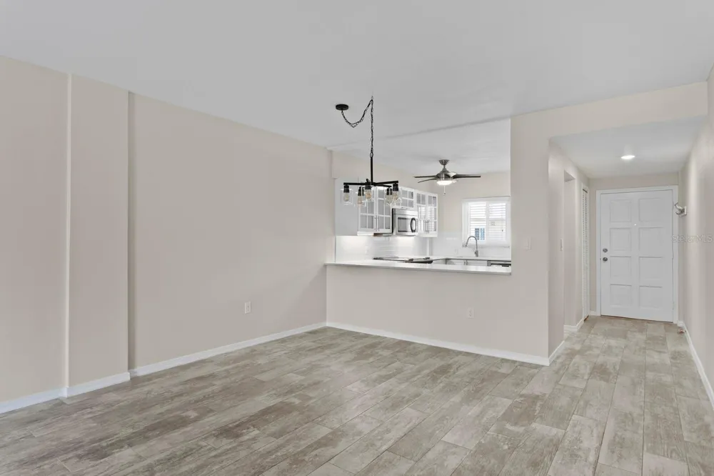 1200 SHORE DRIVE NE #316 St Petersburg, FL 33701