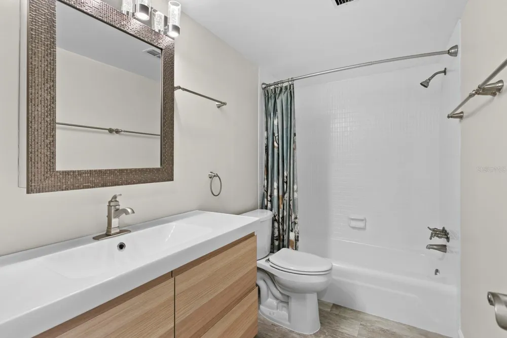 1200 SHORE DRIVE NE #316 St Petersburg, FL 33701