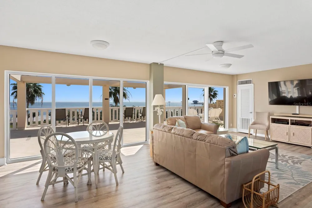 1200 SHORE DRIVE NE #316 St Petersburg, FL 33701