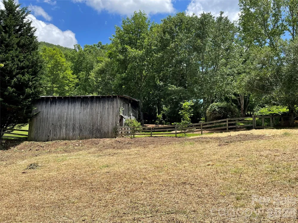11820 State Highway 197 S Burnsville, NC 28714