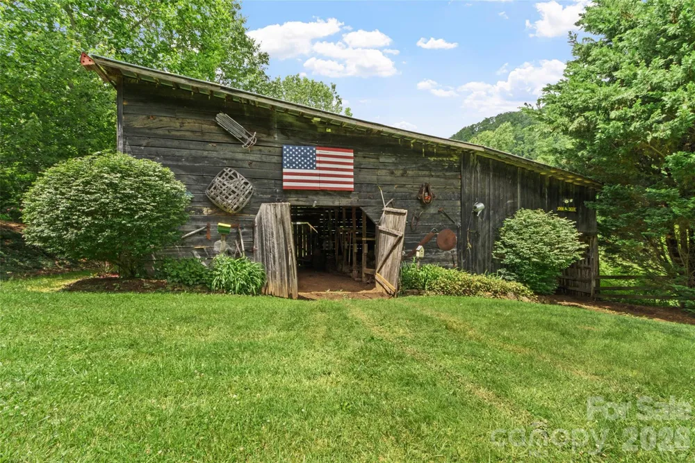 11820 State Highway 197 S Burnsville, NC 28714
