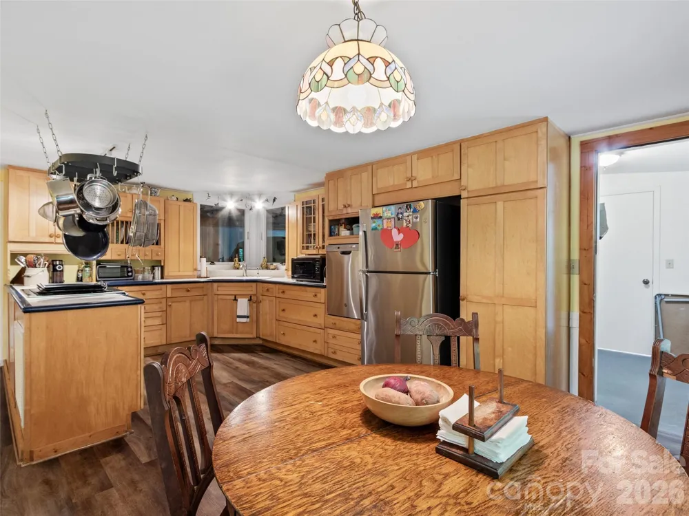 11820 State Highway 197 S Burnsville, NC 28714