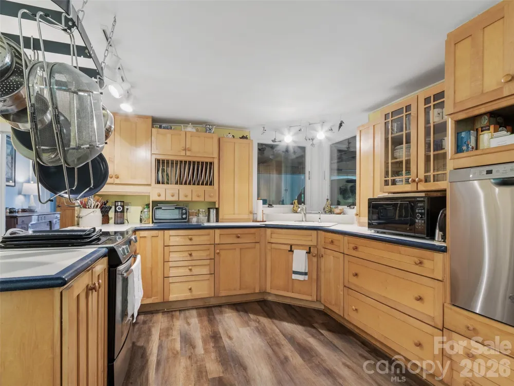 11820 State Highway 197 S Burnsville, NC 28714