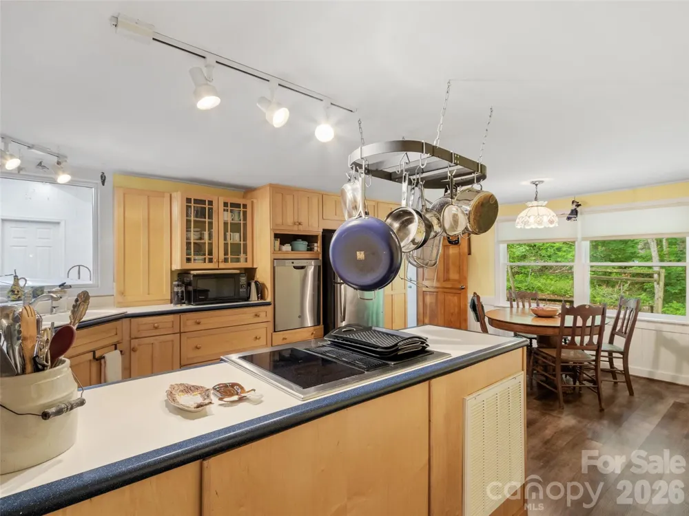 11820 State Highway 197 S Burnsville, NC 28714