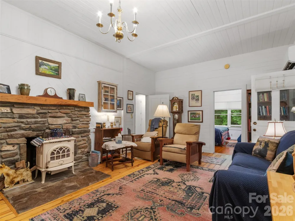 11820 State Highway 197 S Burnsville, NC 28714