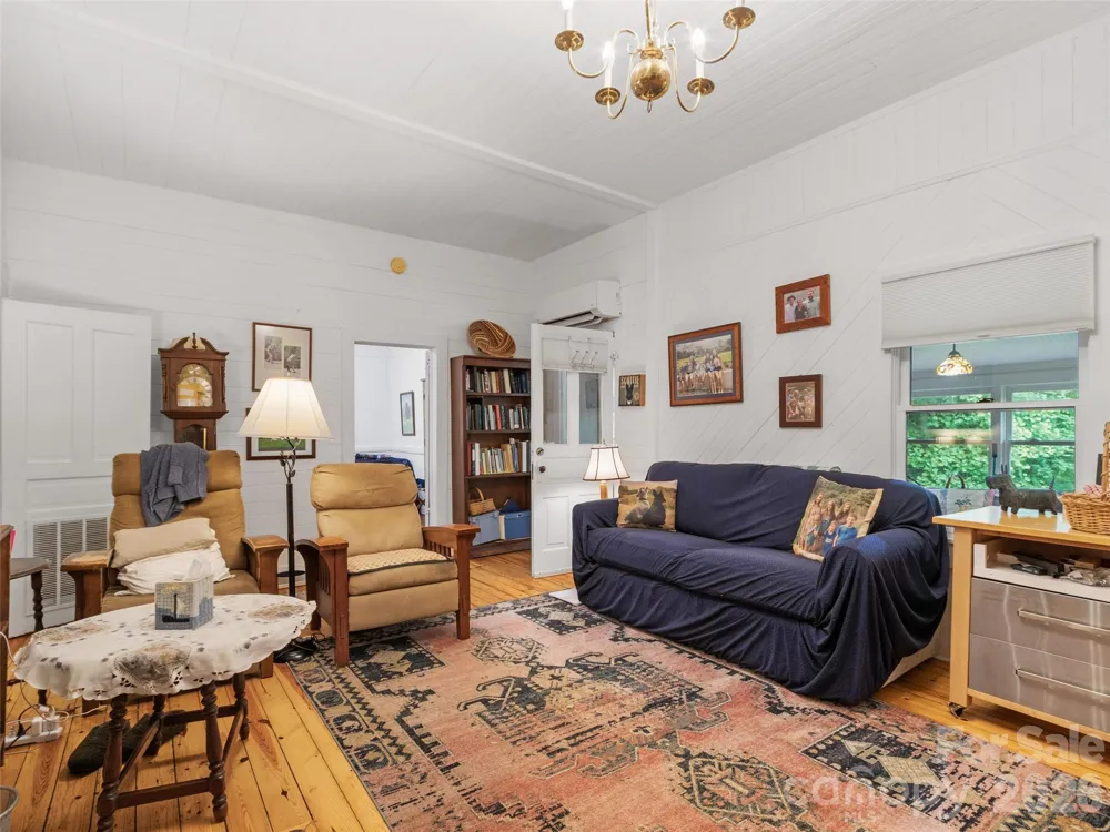 11820 State Highway 197 S Burnsville, NC 28714