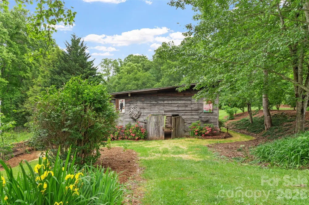 11820 State Highway 197 S Burnsville, NC 28714