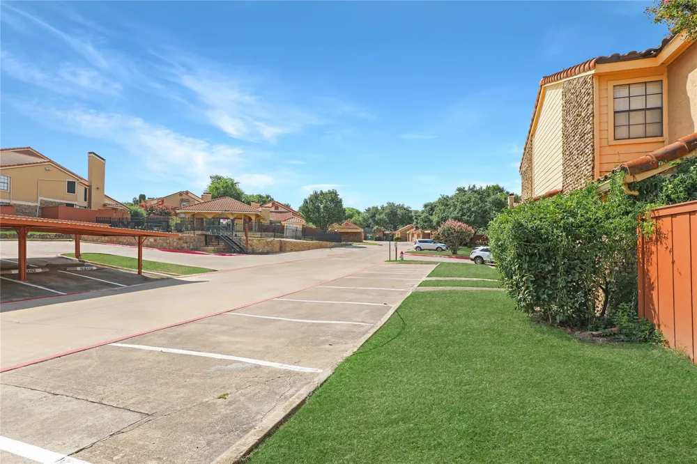 2620 Piedras #3 Irving, TX 75038