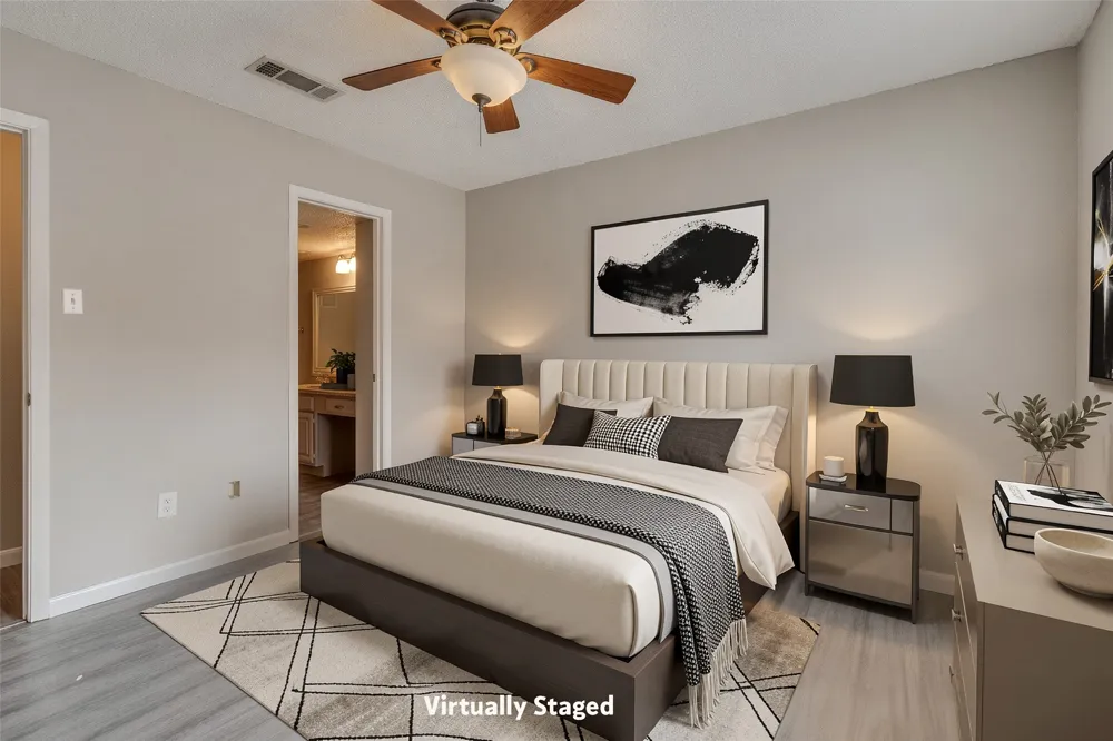 2620 Piedras #3 Irving, TX 75038