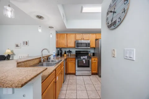 590 Santa Rosa Boulevard #104