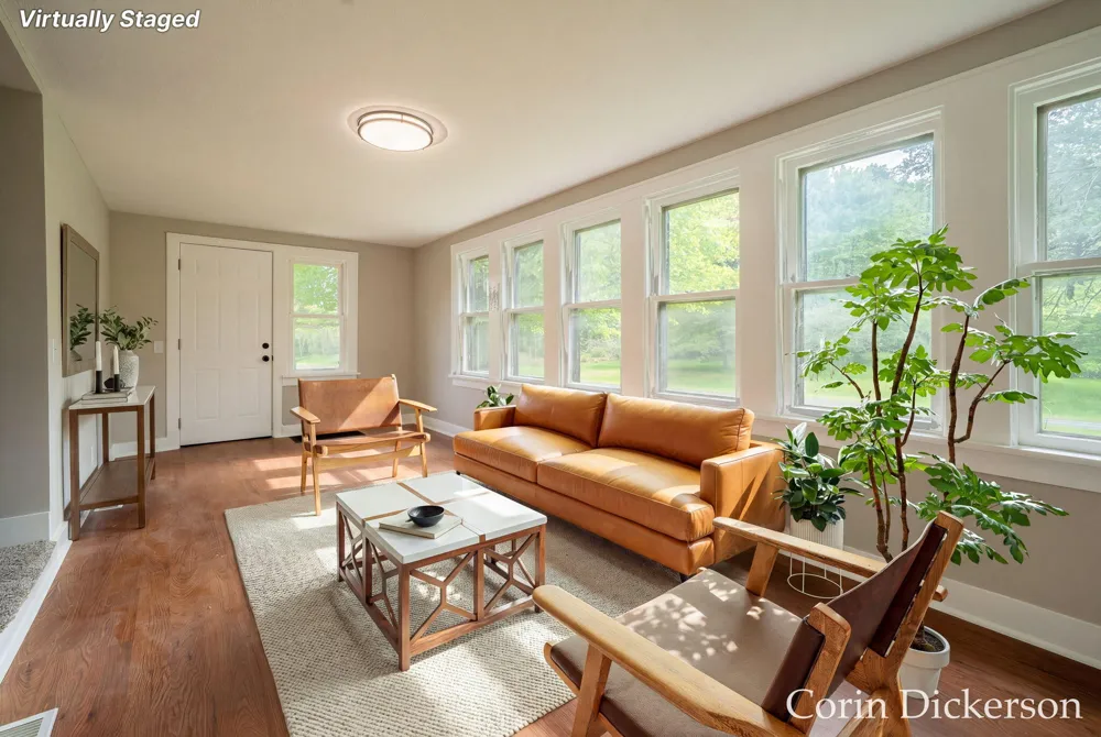 10860 Douglas Avenue Plainwell, MI 49080