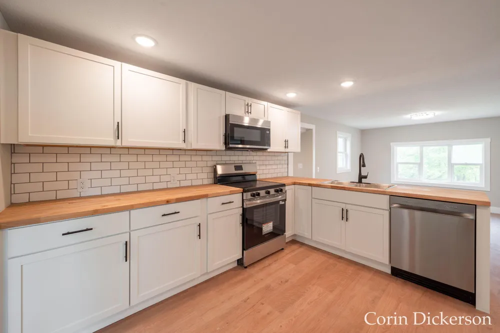 10860 Douglas Avenue Plainwell, MI 49080