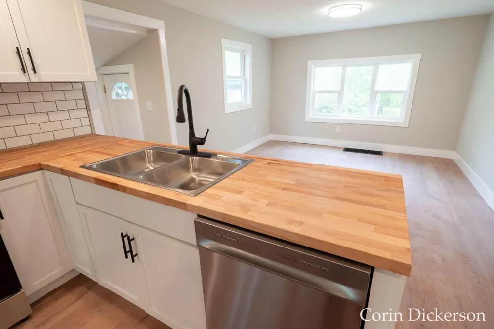10860 Douglas Avenue Plainwell, MI 49080