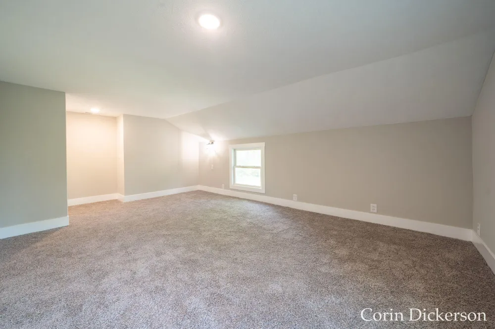 10860 Douglas Avenue Plainwell, MI 49080