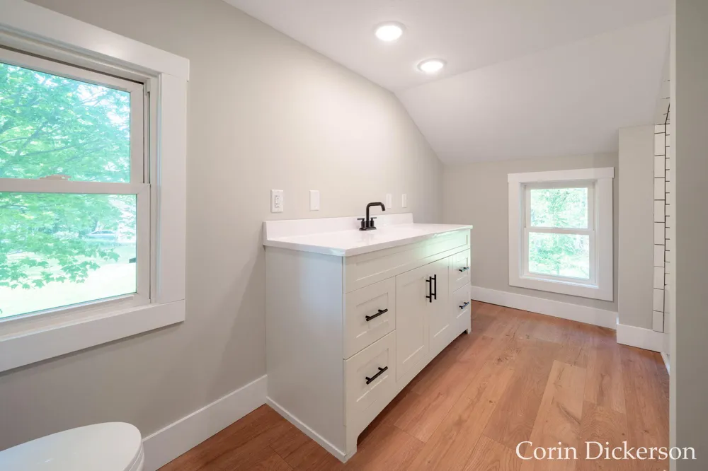 10860 Douglas Avenue Plainwell, MI 49080