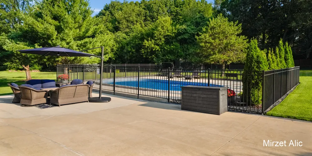 5220 Canyon River Drive NE Ada, MI 49301