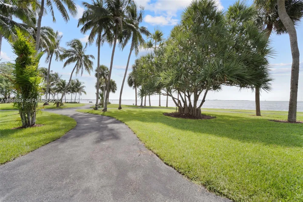 3 Grove Isle Dr #C1208 Miami, FL 33133