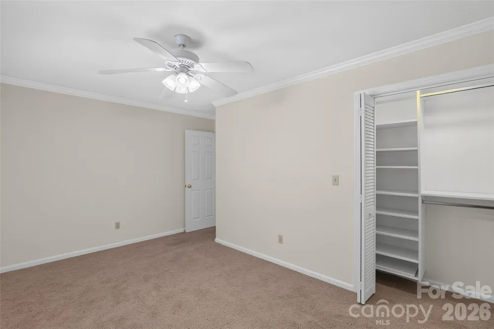 709 Forest Ridge Drive Hendersonville, NC 28791