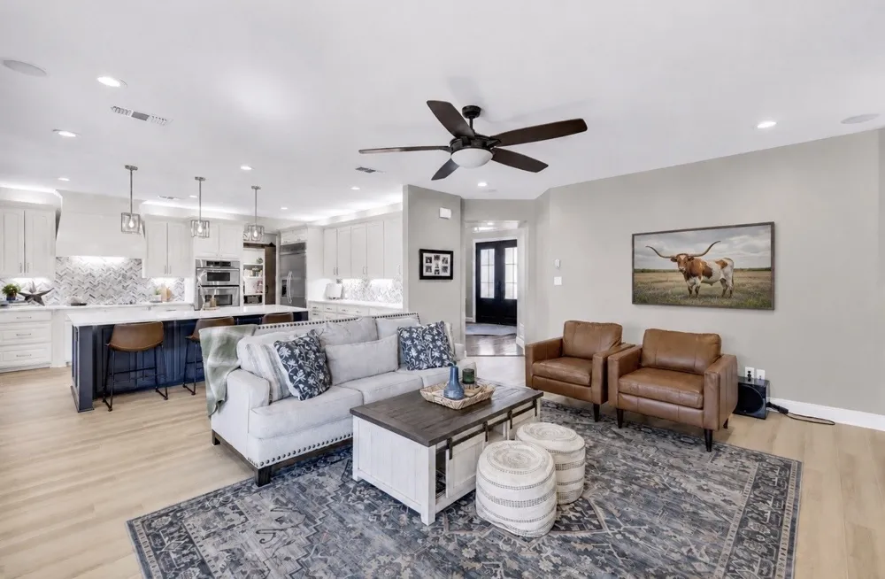 2217 Landoine Lane Lewisville, TX 75056